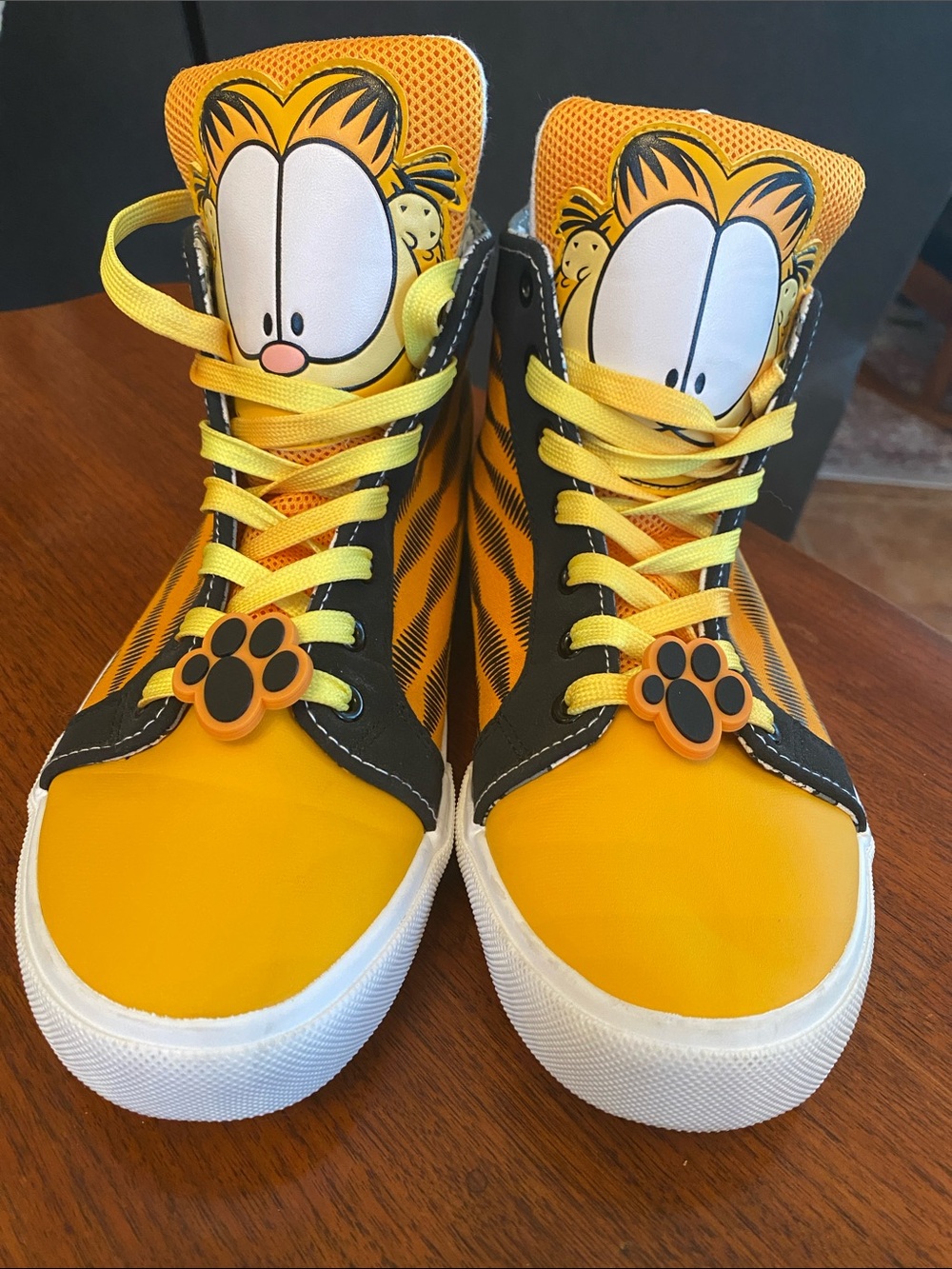 Garfield Yellow High-Top Men’s Sneakers